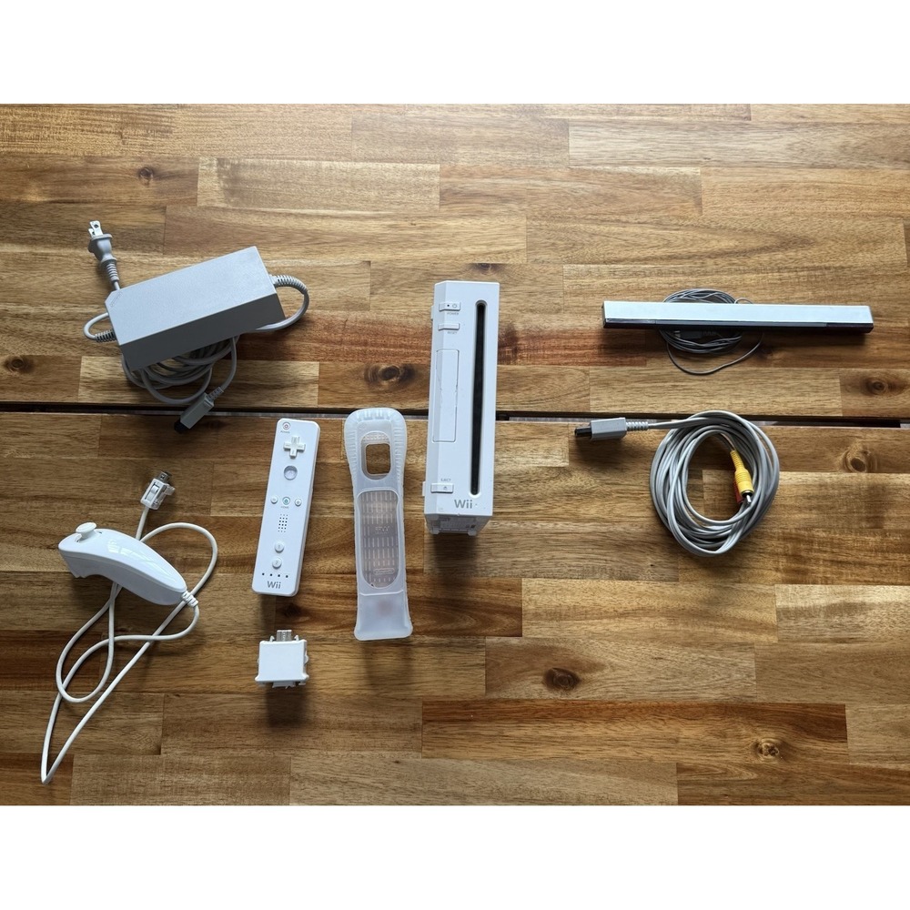 Nintendo Wii RVL-001 2006 White‎ Console Bundle W/ Zumba Fitness WORKING TESTED